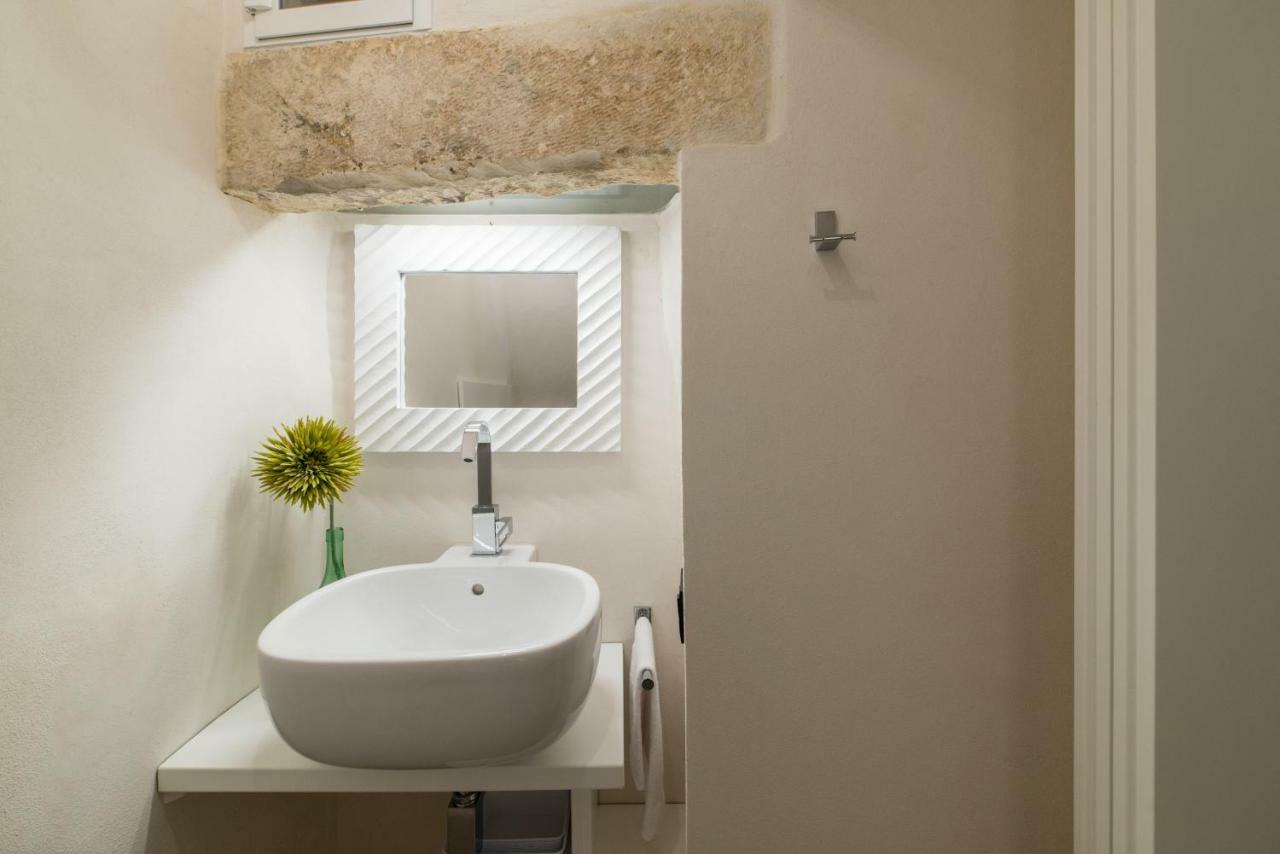 Vittoria Luxury Suite A Ostuni By Wonderful Italy Екстериор снимка